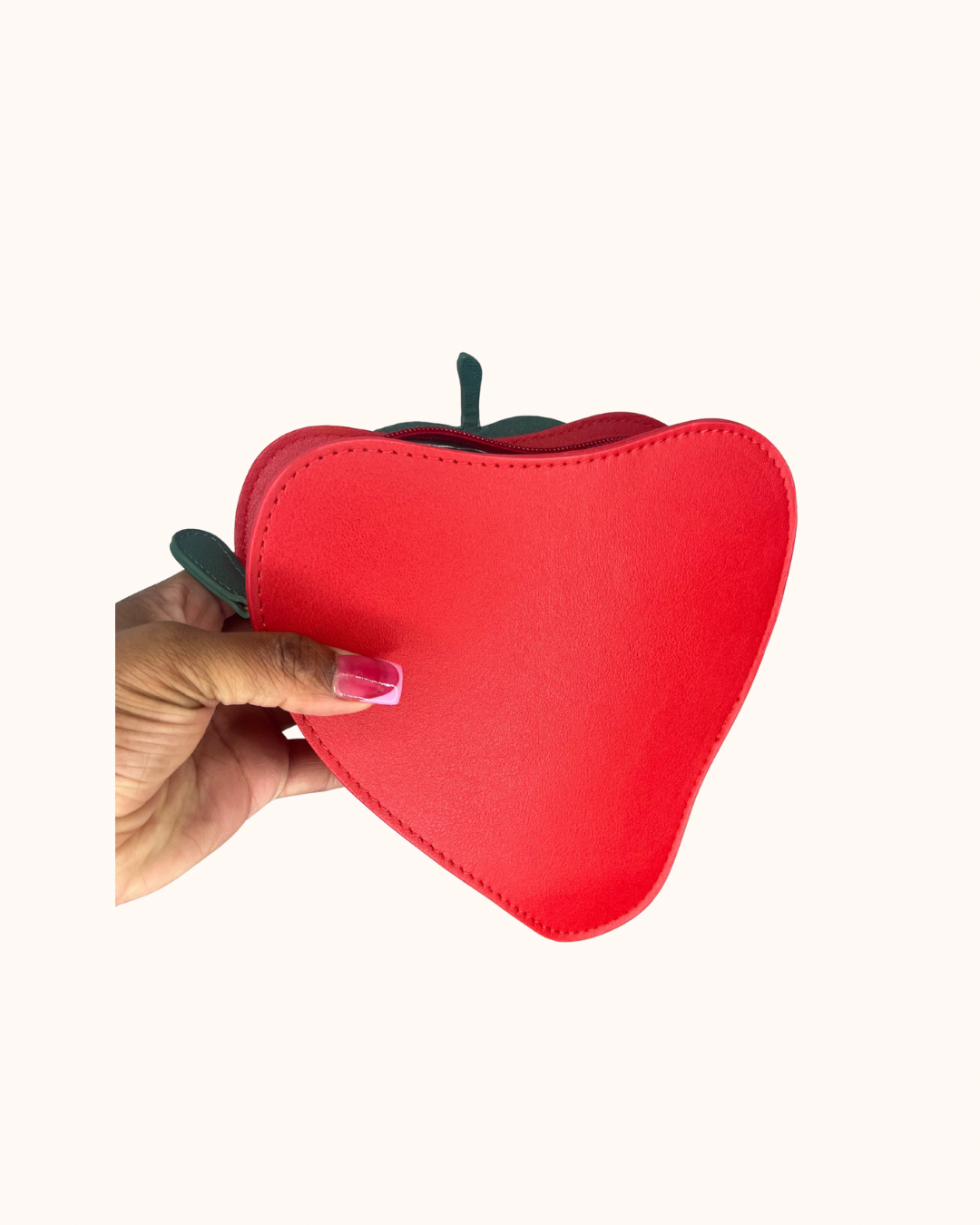 🍓 Poppin’ Strawberry Purse